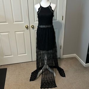 Love Riche Lace Maxi Dress